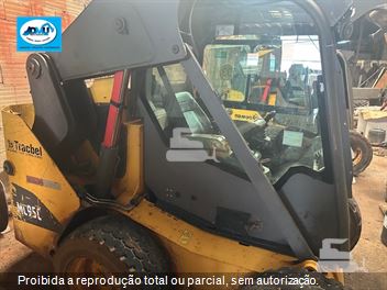 Mini-Carregadeira Volvo MC95C