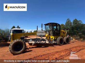Motoniveladora New Holland RG140B