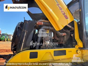 Motoniveladora New Holland RG140B