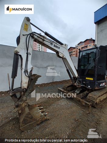Mini-Escavadeira Bobcat E35z