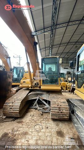 Escavadeira Komatsu PC160