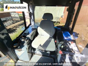 Trator de Esteira John Deere 750J