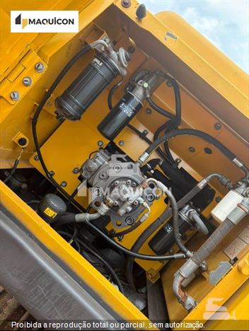 Escavadeira Volvo EC210B