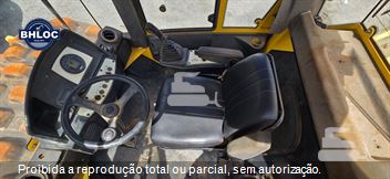 Rolo Compactador Bomag BW212