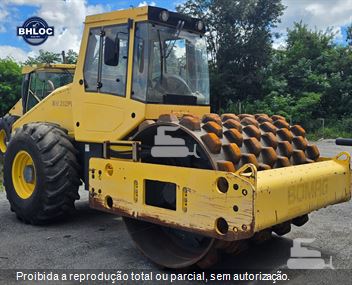 Rolo Compactador Bomag BW212