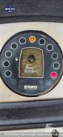 Rolo Compactador Bomag BW212