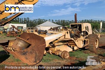 PÁ CARREGADEIRA NEW HOLLAND – W160