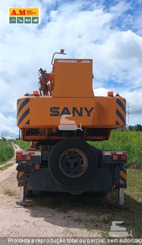 Guindaste Sany STC75