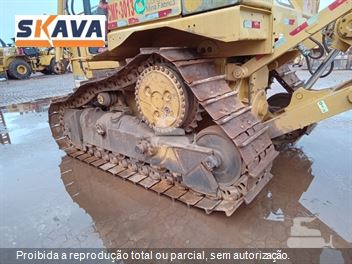 Trator de Esteira Caterpillar D6T