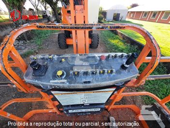 Plataforma Aérea (Elevatória) JLG 450 AJ