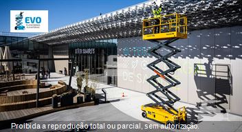 Plataforma Aérea (Elevatória) Haulotte Compact 12