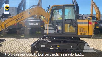 Mini-Escavadeira SDLG E680F