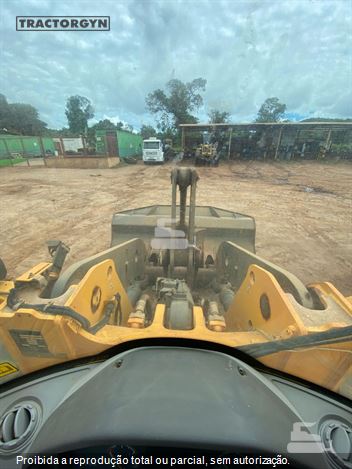 Pá Carregadeira Volvo L90F