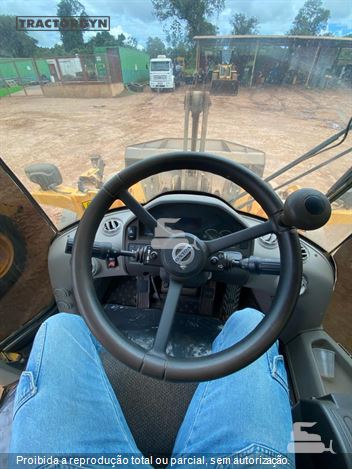 Pá Carregadeira Volvo L90F