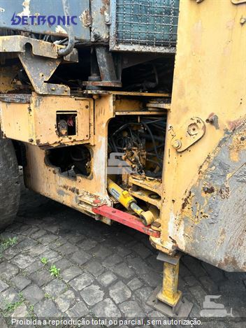 Pá Carregadeira John Deere 724K