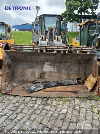 Pá Carregadeira John Deere 724K