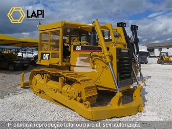 Trator de Esteira Caterpillar D6D