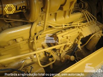 Trator de Esteira Caterpillar D6D