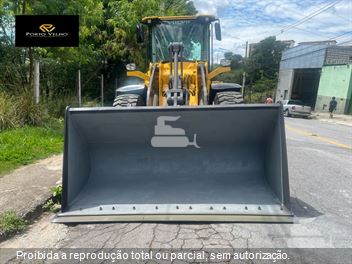 Pá Carregadeira Volvo L90F