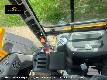 Pá Carregadeira Volvo L90F