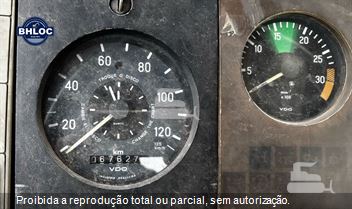 Caminhão Mercedes-Benz L-1214 2p (diesel)