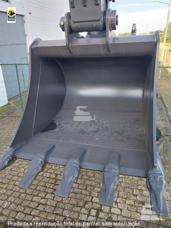 Escavadeira Volvo EC140DLM
