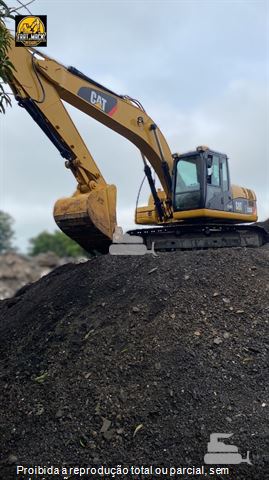 Escavadeira Caterpillar 320D