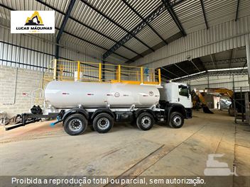 Caminhão Volkswagen 31-280 E Constellation 8x4 2p (diesel)(E5)