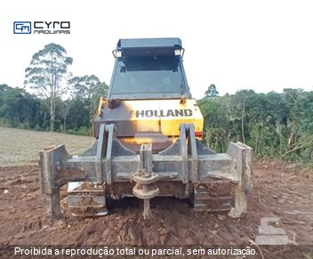 Trator de Esteira New Holland D150 B