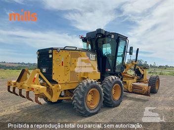 Motoniveladora Caterpillar 120