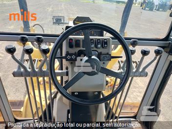Motoniveladora Caterpillar 120