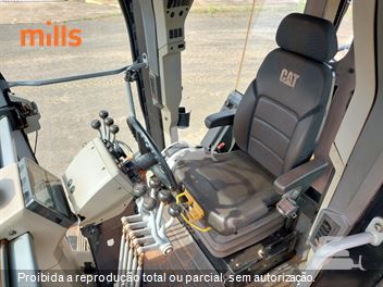 Motoniveladora Caterpillar 120