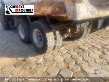 Caminhão Volkswagen 31-330 E Constellation 6x4 2p (Diesel)(E5)