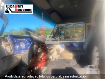 Caminhão Volkswagen 31-330 E Constellation 6x4 2p (Diesel)(E5)