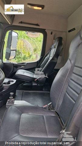 Caminhão Mercedes-Benz Arocs 4851 8x4 (diesel)(E6)