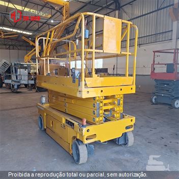 Plataforma Aérea (Elevatória) Haulotte Compact 12