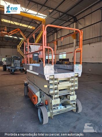 Plataforma Aérea (Elevatória) JLG 3246ES