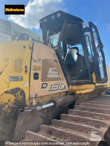 Trator de Esteira New Holland D180C