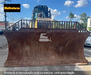 Trator de Esteira New Holland D180C