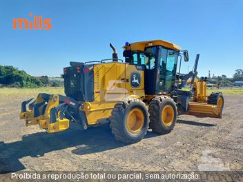 Motoniveladora John Deere 620G
