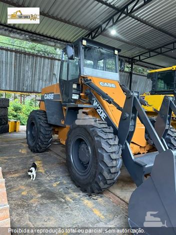 Pá Carregadeira Case W20E
