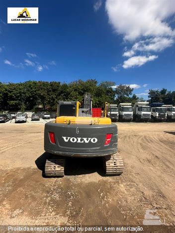 Escavadeira Volvo EC140B