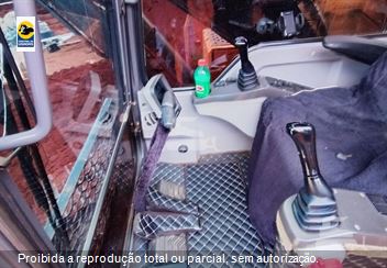 Escavadeira Volvo EC200D