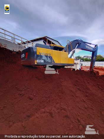 Escavadeira Volvo EC200D