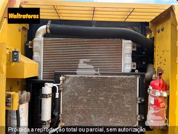 Escavadeira Caterpillar 320D
