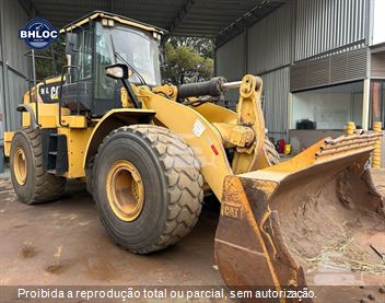 Pá Carregadeira Caterpillar 966L