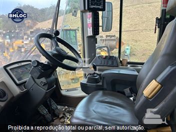 Pá Carregadeira Caterpillar 966L