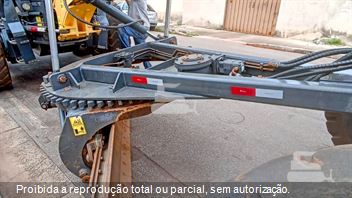 Motoniveladora New Holland RG200B