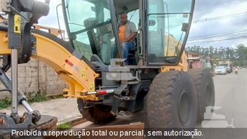 Motoniveladora New Holland RG200B