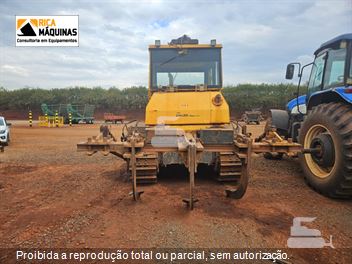 Trator de Esteira New Holland D170